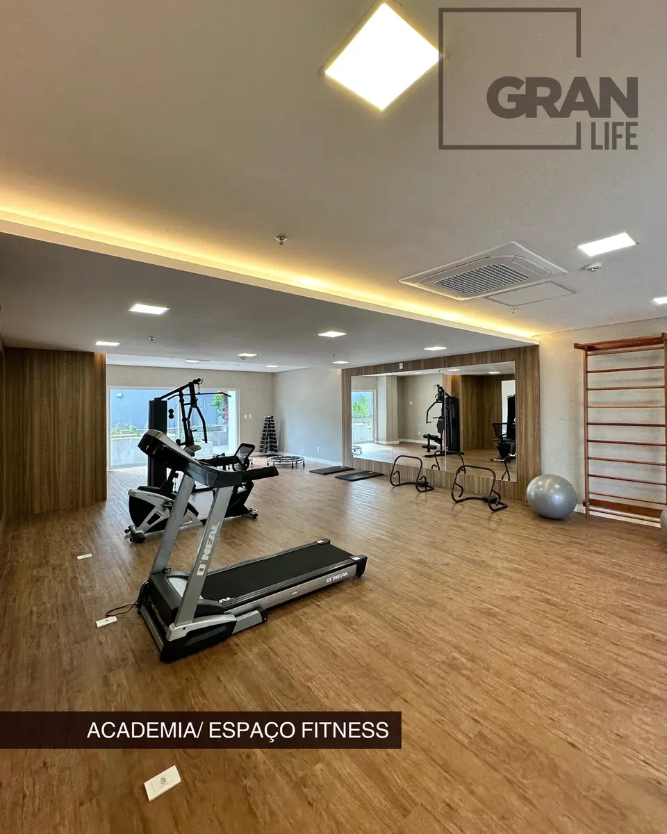 Academia climatizada e espaço fitness do Gran Life Anápolis.